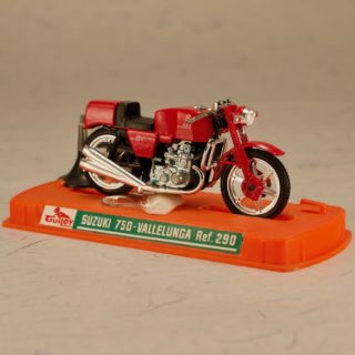 Alternative view of 西班牙 Guiloy公司 SUZUKI GT 750 S Vallelunga Ref.290