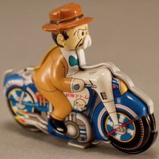 Alternative view of 鉄腕阿童木 明治巧克力 大胡须大叔摩托(无原外盒)