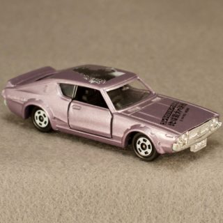 Alternative view of TOMICA公司 特别订货品 NISSAN  SKYLINE 2000GT 三大怪獣 特别订货品