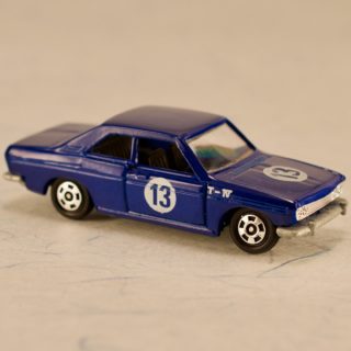 Alternative view of TOMICA公司 Original NISSAN NEW BLUEBIRD C 青