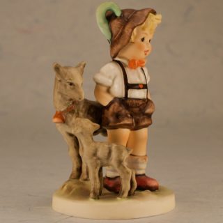 Alternative view of 德国 Goebel公司 小牧羊人 Ziegenbub Little Goat Herder 200/I(无原外盒)