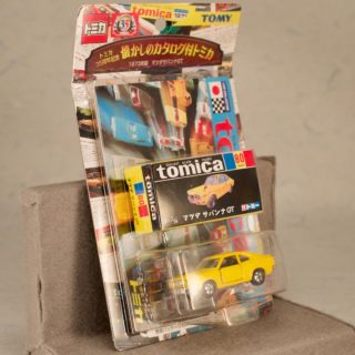 Alternative view of 日本TOMICA 35周年記念 1976年版  马自达萨凡纳 GT 1/59