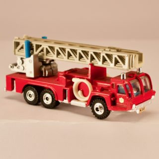 Alternative view of 新正工业 小型动力车系列 01 三菱FUSO K201（改）型 长梯消防車