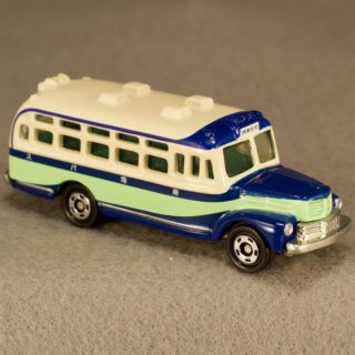 Alternative view of TOMICA公司  ISUZU  大篷车BUS  南海大巴