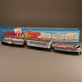 Alternative view of 三幸製作所 EXPRESS TRAIN Truck Amtrak 快速火车 发条驱动