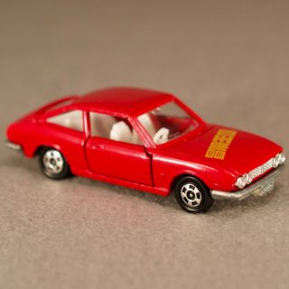 Alternative view of TOMICA公司 冒険王国入場記念 ISUZU  117COUPE