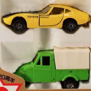 Alternative view of TOMICA公司 20周年記念 旧时汽车