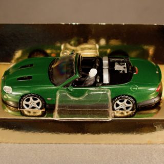 Alternative view of Corgi公司 1/36 James Bond 007 Jaguar XKR 绿色 CC07603
