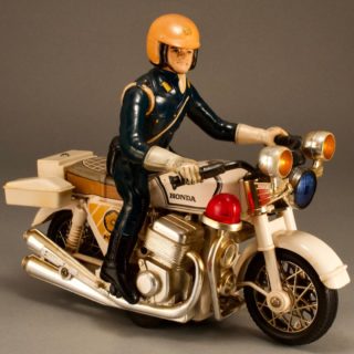 Alternative view of 白色摩托骑手(无原外盒)