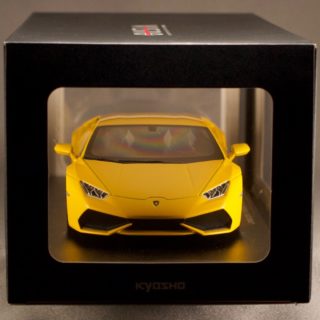Alternative view of KYOSHO公司 1/18 LAMBORGHINI