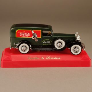 Alternative view of 法国 Solido公司 COCA COLA CADILLAC de Livraison 可口可乐版权商品