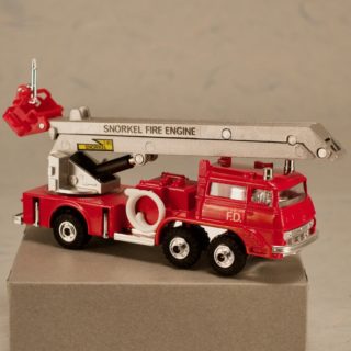 Alternative view of 新正工业 动力作业车系列 04 三菱FUSO T911型 吸排气管装置消防車