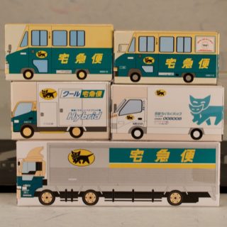 Alternative view of TOMICA公司 YAMATO運輸公司版权 车模5件套 带陈列盒