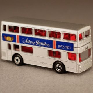 Alternative view of 英国 MatchBox公司 souvenir jubilee bus