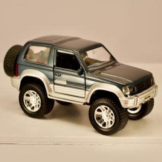 Alternative view of Diapet公司 T-90 三菱帕杰罗  MITSUBISHI PAJERO XR-I