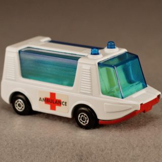 Alternative view of 英国 MatchBox公司 new 46 stretcha fetcha 救护车