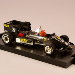 Alternative view of 意大利Brumm R142s FERRARI C4 F1 1984