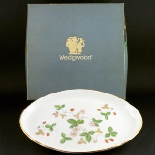 Alternative view of 英国WEDGWOOD  椭圆盘  WILD STRAWBERRY野草莓