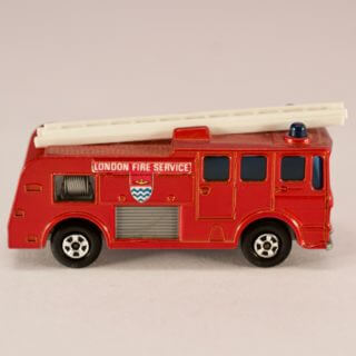 Alternative view of 英国Matchbox SUPER FAST No.35 MERRYWEATHER FIRE ENGINE（无外盒）