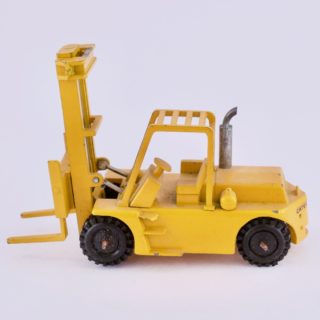 Alternative view of 德国NZG 叉式升降机 Cat B25 No.124