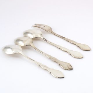 Alternative view of ROTARY INTERNATIONAL 银制调羹3把、蛋糕叉1把