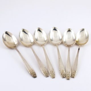 Alternative view of 銀製调羹 ６把