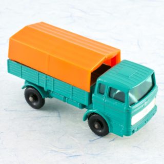 Alternative view of 英国matchbox  奔驰卡车 MERCEDES TRUCK No.1