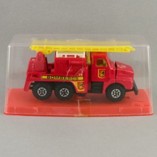 Alternative view of 西班牙Guisval   沃尔沃消防車 VOLVO BONBEROS 125mm