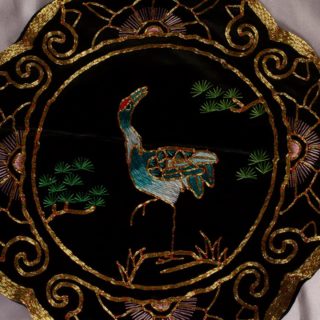 Alternative view of 中国刺绣 松鹤花瓶垫