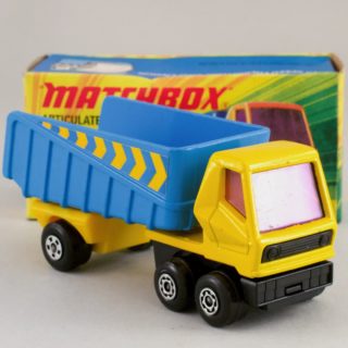 Alternative view of 英国matchbox  superfast ARTICULATED TRUCK No.50 1973