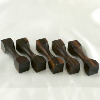 Alternative view of 黒檀筷架 ５客