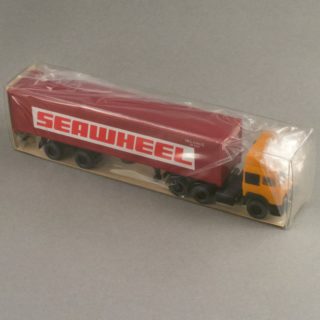 Alternative view of 德国WIKING-MODELLBAU  Container Sattelzug 24523