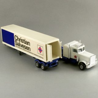 Alternative view of 英国matchbox  Super Kings PETERBILT TRUCK K-31 1978