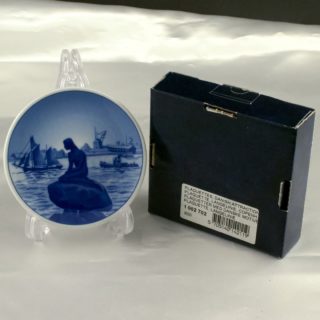 Alternative view of 丹麦Royal Copenhagen  装饰盘 小美人鱼 Little Mermaid 1 002 702