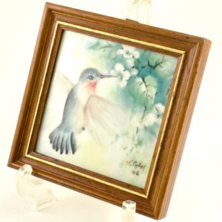 Alternative view of Nancy Gang NARUMI BONE CHINA手绘瓷画 HUMMINGBIRD SINGAPORE AIRLINES