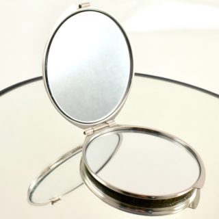 Alternative view of 韓国 珍珠母贝工艺手鏡